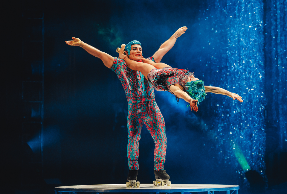 Cirque Du Soleil roller skaters performing at the Chicago Theatre